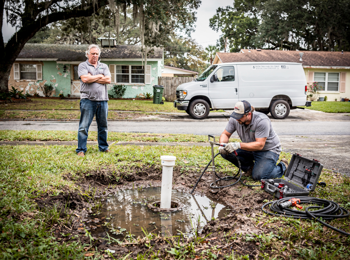 Signs of Sewer Line Trouble in Older Pensacola Neighborhoods